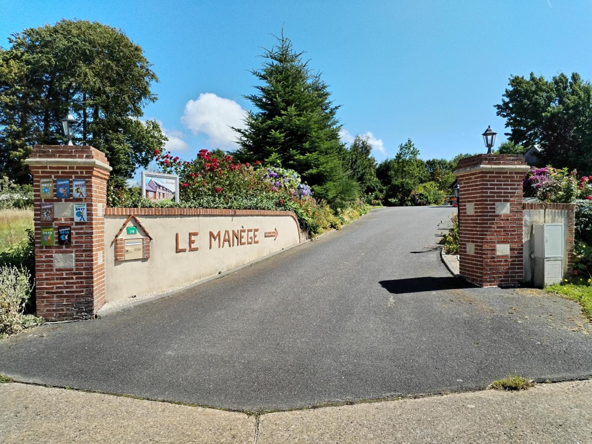 Le Manege Gite Le Phare Hotel Sainte-Marie-au-Bosc Екстериор снимка